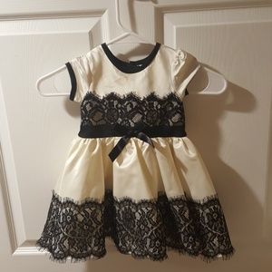 Stunning baby holiday dreas